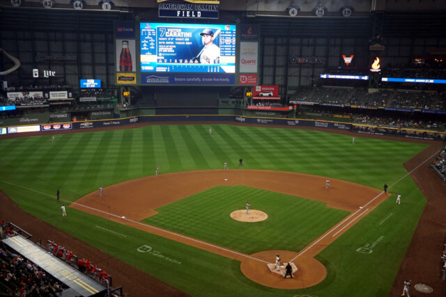 St. Louis Cardinals vs. Milwaukee Brewers September 2023 07 (in game action)